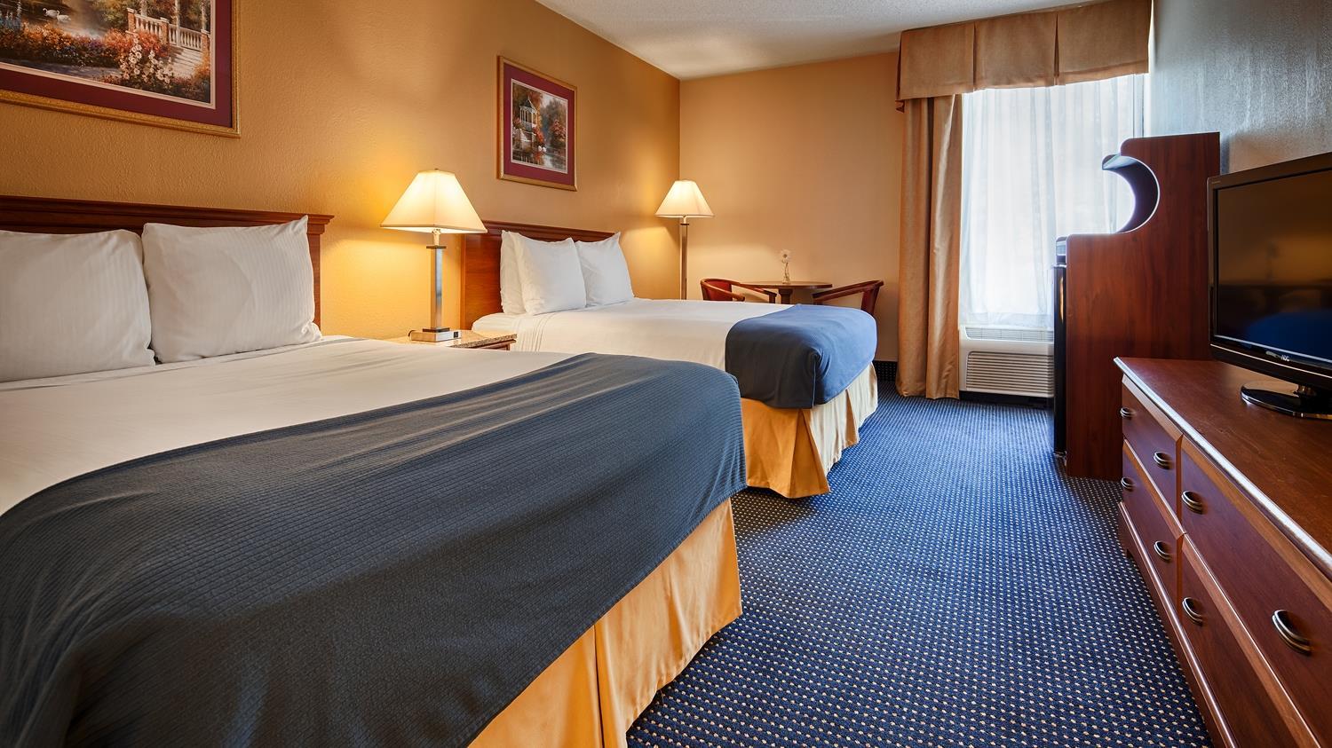 Best Western Plus Yadkin Valley Inn & Suites Jonesville Экстерьер фото